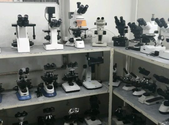 نمایشگاه و فروشگاه میکروسکوپ